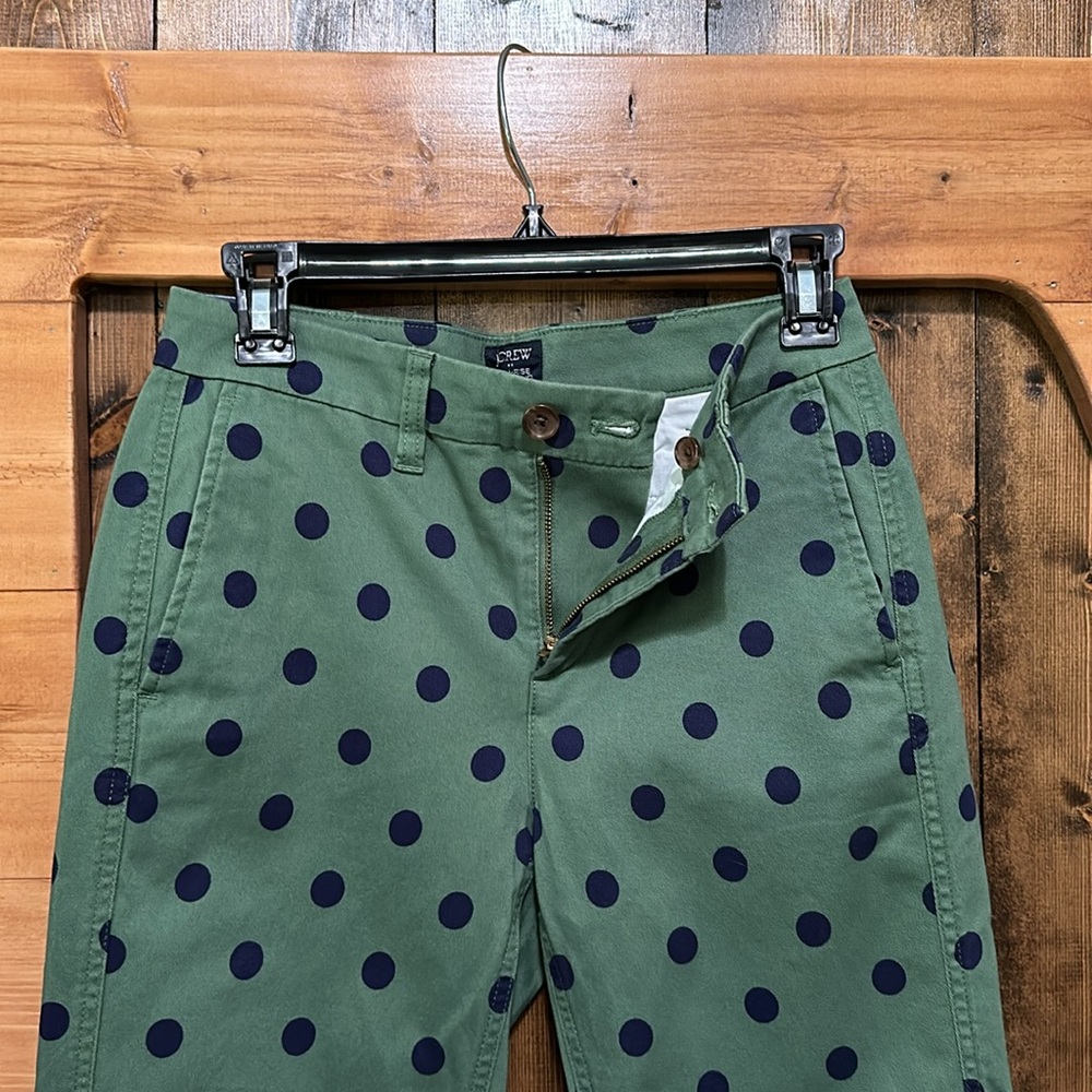 J.Crew High-Rise Girlfriend Chino in Gatlin Green Polka Dot - Picture 3 of 6